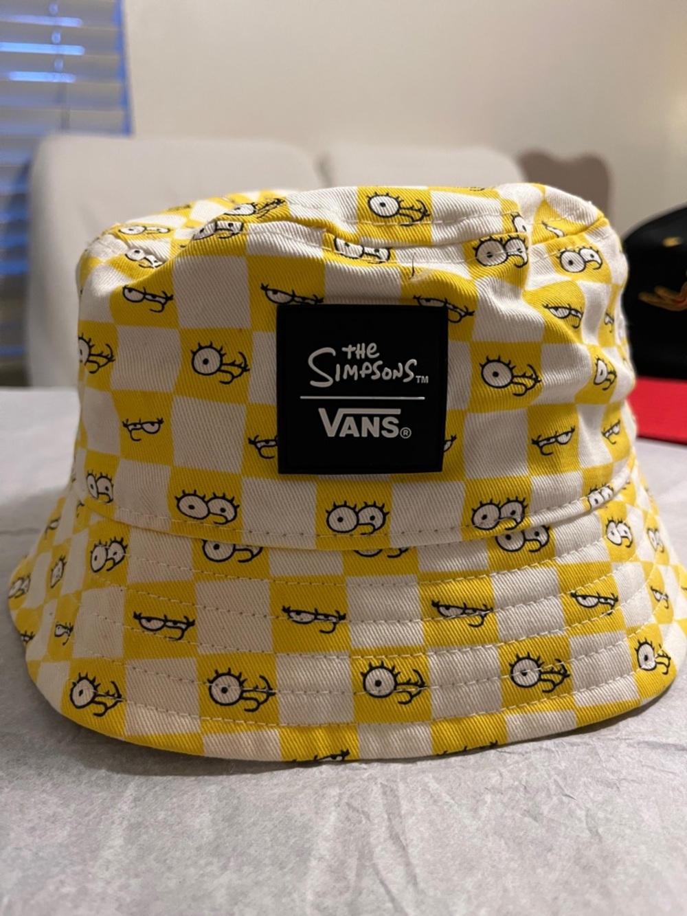 Vans - The Simpsons Yellow/White Check Bucket Hat All Ages, Unisex. %100 Cotton